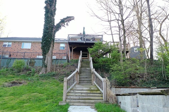 Building Photo - Beautiful, one of a kind property on four ...