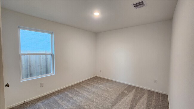 Building Photo - 26735 Feather Reed Dr
