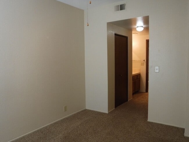 Building Photo - RidgeCrest Condominiums