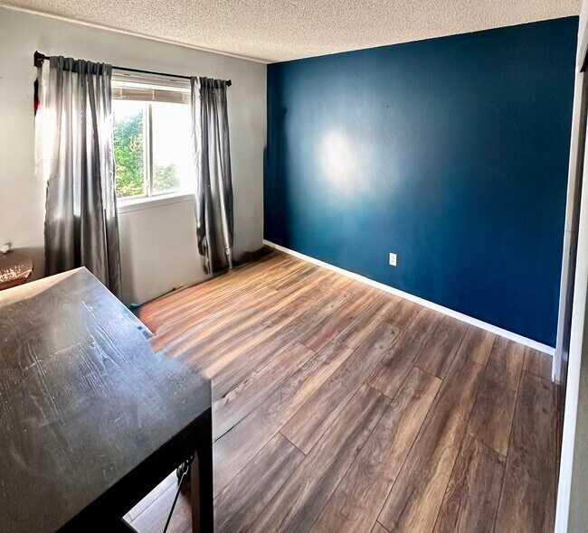 Building Photo - 6246 Nassau Ct