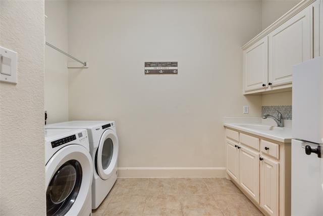 Building Photo - 782 Sagewood Dr