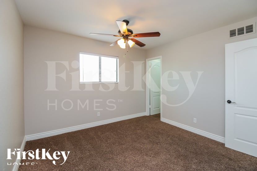 Building Photo - 4359 E Lynne Ln