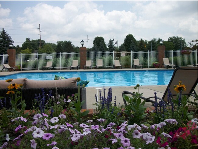 Building Photo - Bent Tree Apartments a Community that Cares!