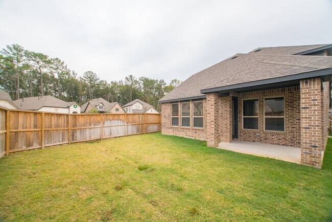 Building Photo - 7397 Mount Greylock Lp