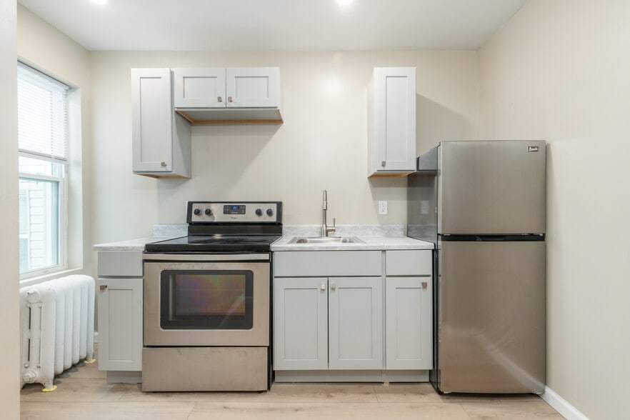 Building Photo - 4709 Penn St