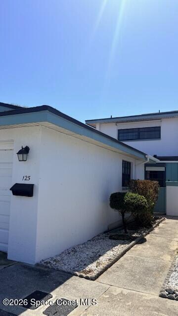 Building Photo - 125 Kings Way