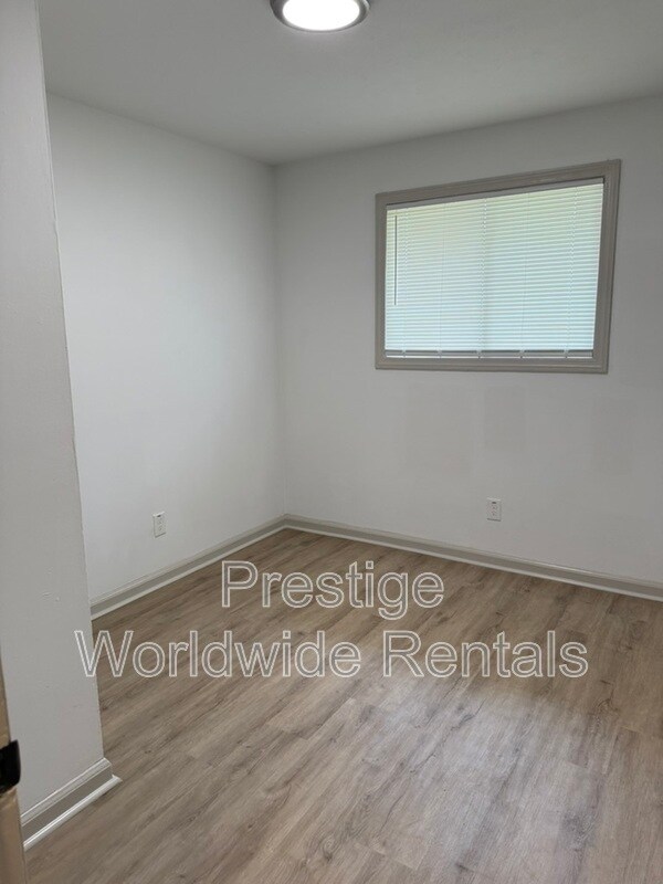 Building Photo - 4843 Wellborn Dr