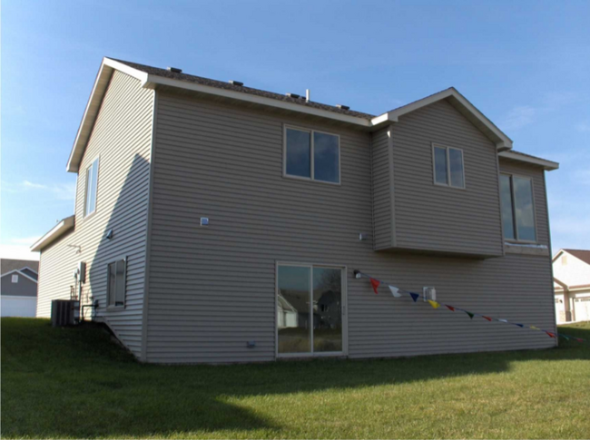 Building Photo - 605 Colodoro Ln