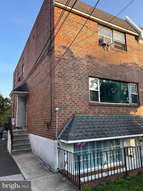 Building Photo - 311 Ryers Ave