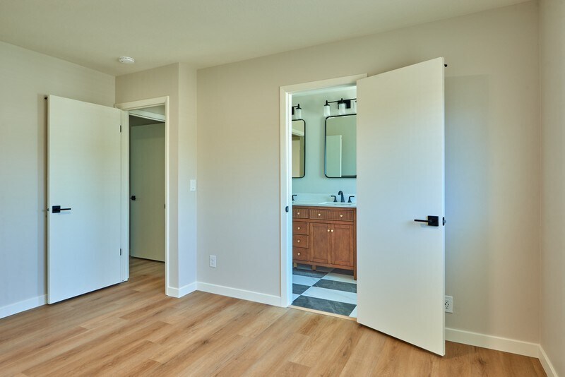 Building Photo - 3826 S 1250 E