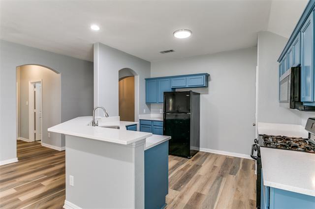 Building Photo - 815 Creekside Dr