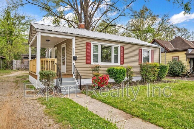 Building Photo - 7119 1st Ave S