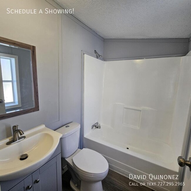 Building Photo - 2737 W Washington Center Rd