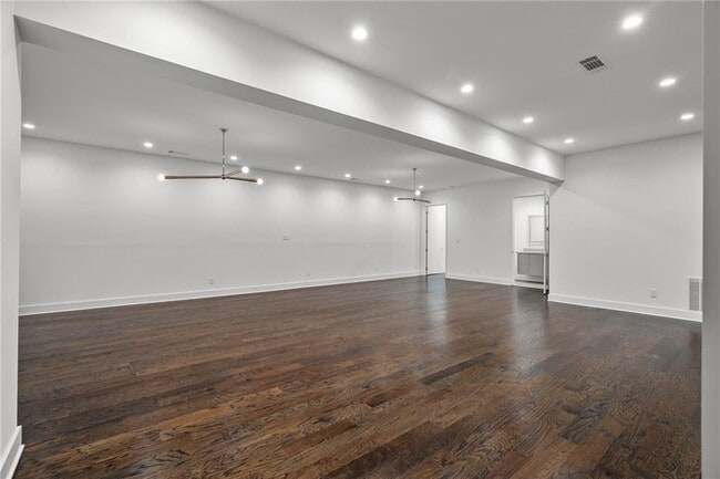 Building Photo - 19 Spruell Springs Rd