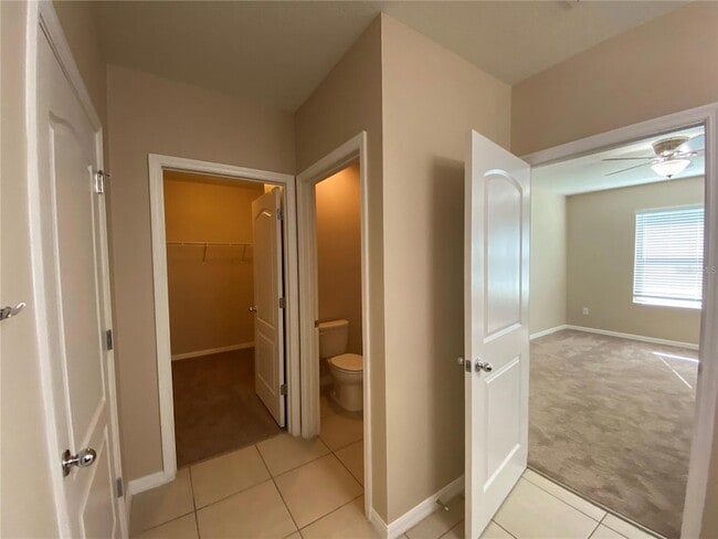 Building Photo - 2720 NE 46th Ave