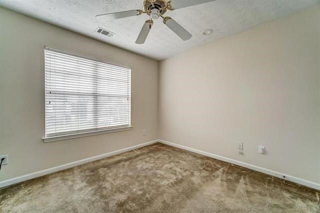 Building Photo - 454 Sawtooth Ln