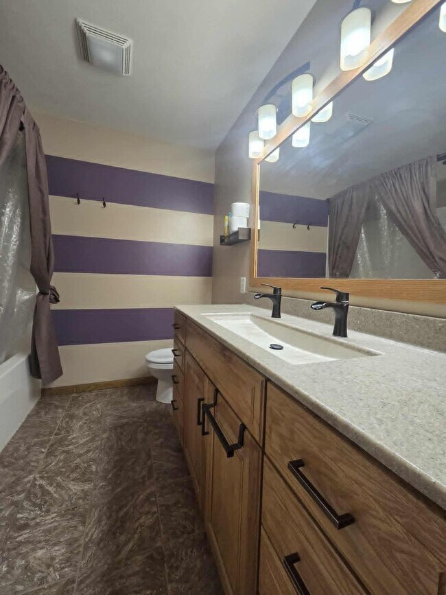 Building Photo - Gorgeous home for Rent!