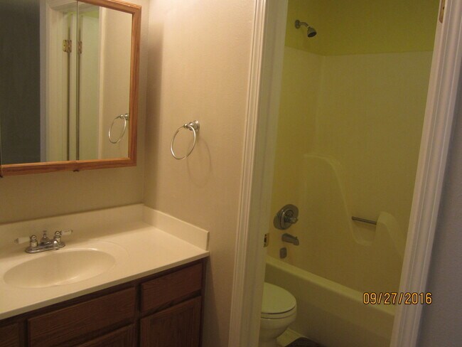 Building Photo - Cedar Park Village