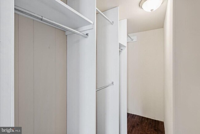 Building Photo - 2730 Old Cedar Grove Rd