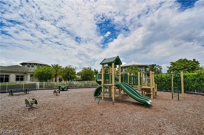 Building Photo - 3899 Eldon St