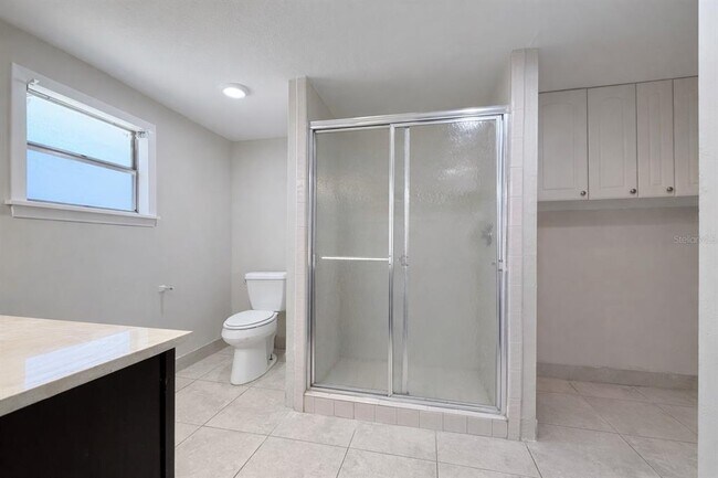 Building Photo - 7018 54th Ave N