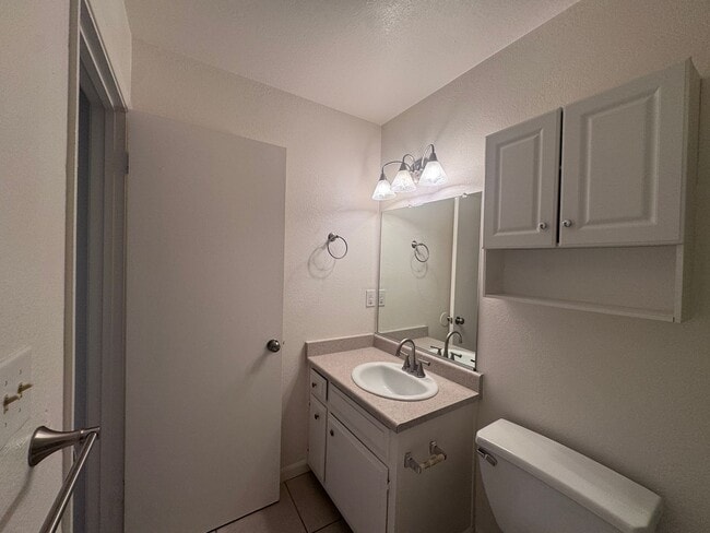 Building Photo - 7031-7033 Peachtree Ave