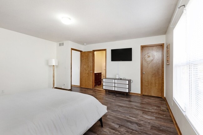 Building Photo - Quality Home Management