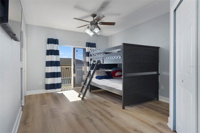 Building Photo - 130 164th Ave