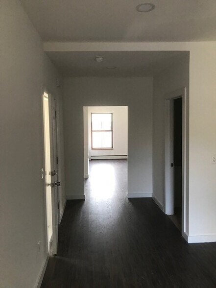 Building Photo - 301 Liberty St