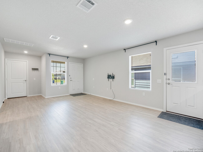 Building Photo - 7231 Rosada Way