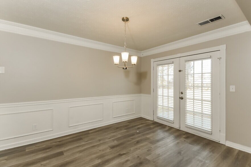 Building Photo - 5475 Ballard Way