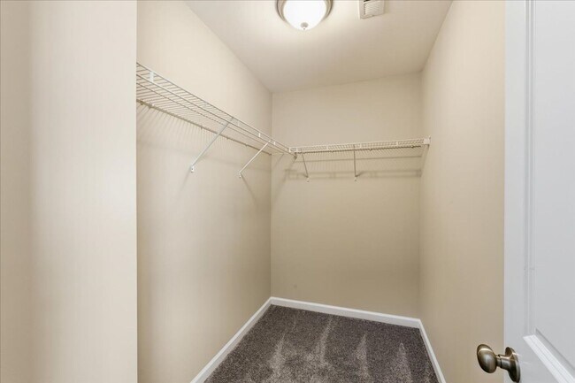 Building Photo - Spacious 5-Bedroom Home in the Live Oak Community – Richmond Hill, GA