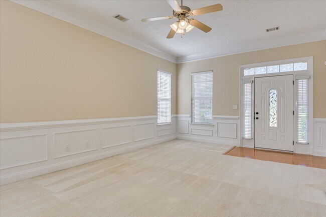 Building Photo - 2436 River Birch Dr
