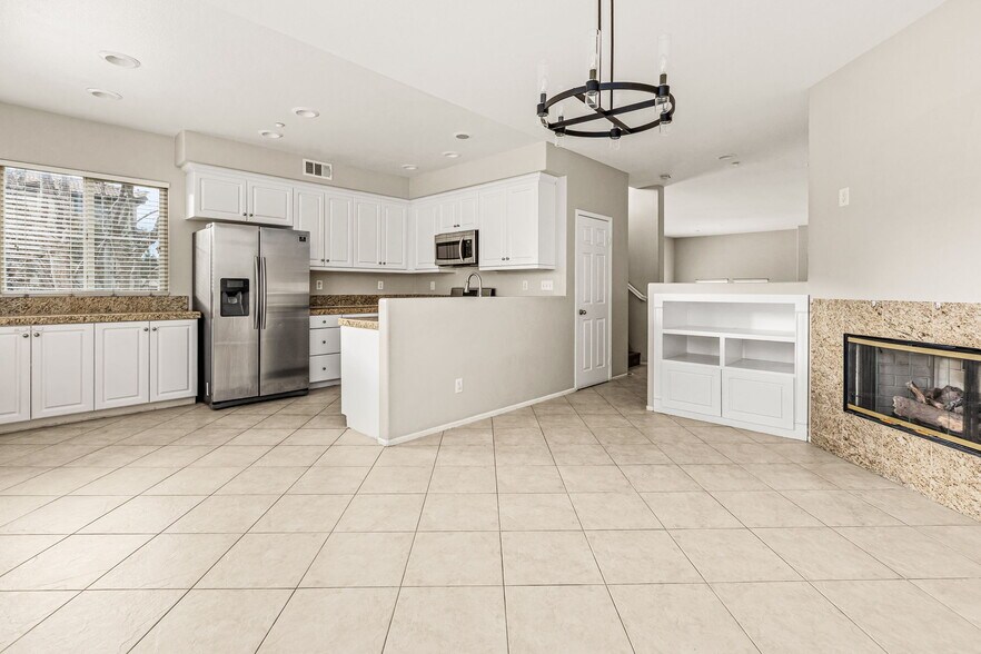 Building Photo - 33640 Willow Haven Ln