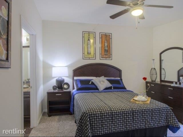 Building Photo - 3 br, 2 bath Condo - 7215 Spring Cypress R...