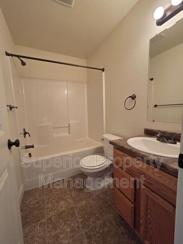 Building Photo - 3921 Gunsmoke Rd