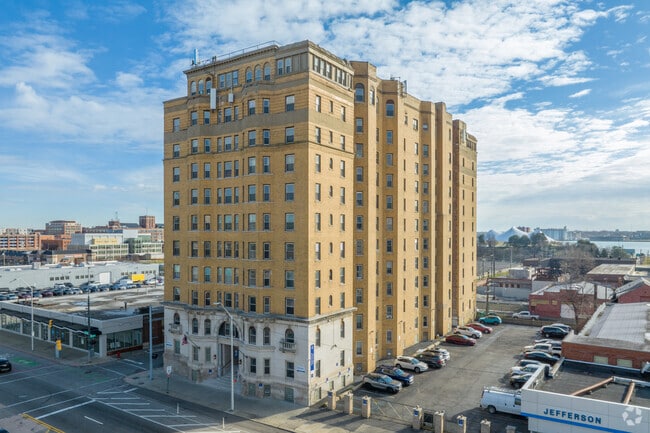 Building Photo - Pasadena Apartments