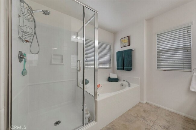 Building Photo - 345 Paseo Gusto