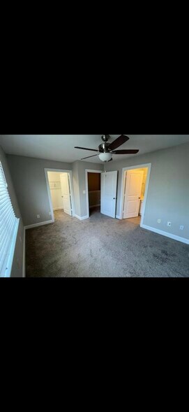 Building Photo - 1957 Wire Rd