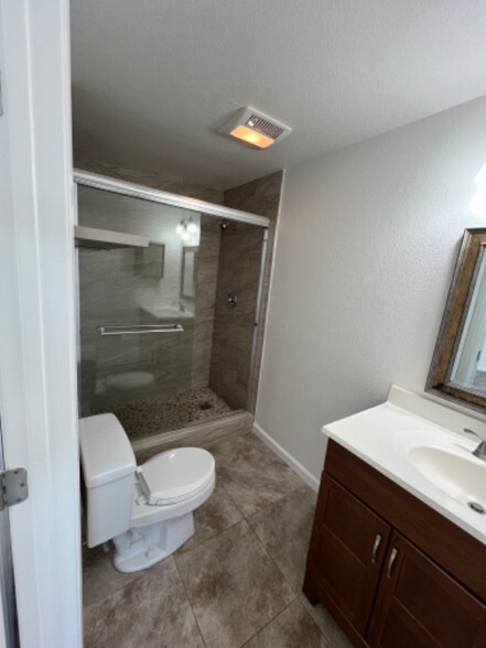 Building Photo - 18689 San Marcos St