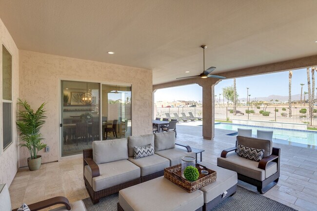 Building Photo - 16456 W Monterey Way