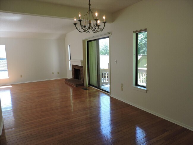 Building Photo - 237 Heritage Hills