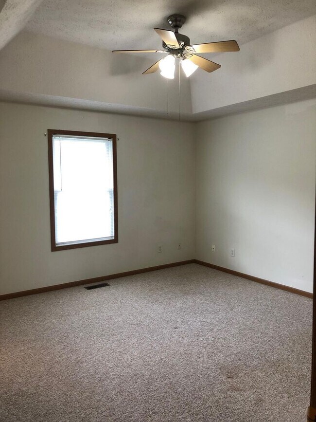 Building Photo - 2747 Wyndham Ct