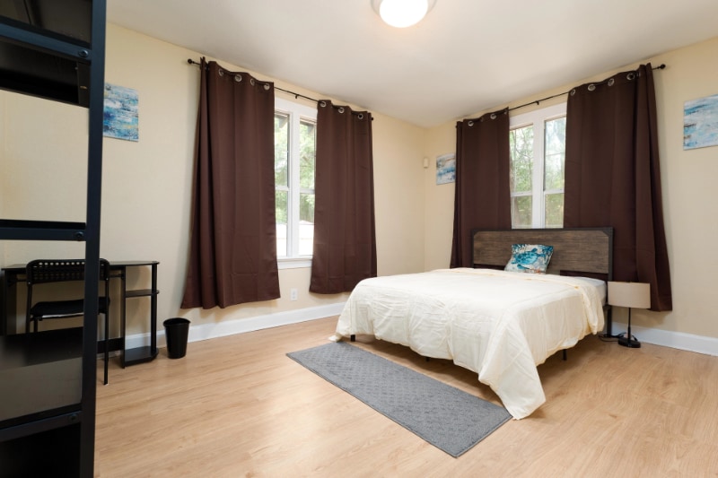 Building Photo - 105 W 36th St