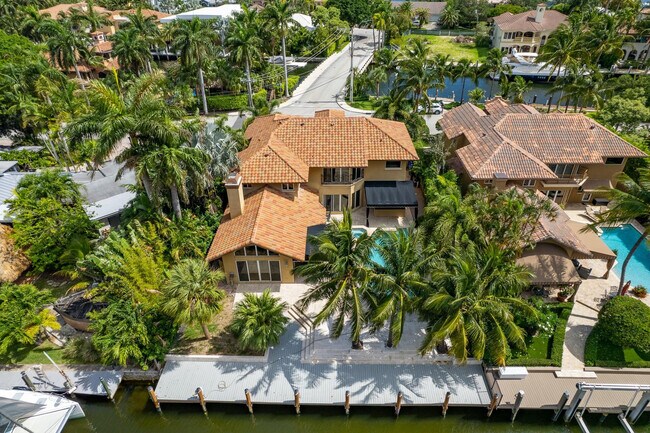 Building Photo - 2626 Barcelona Dr