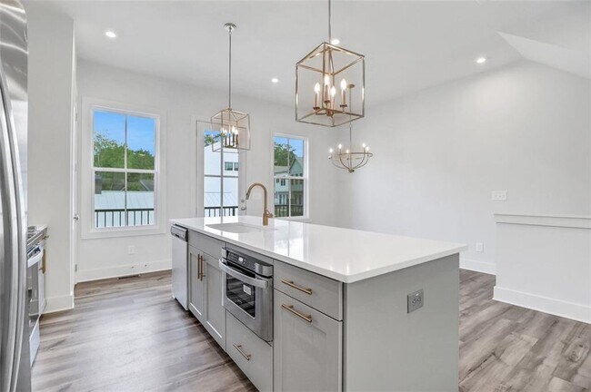 Building Photo - 4443 Buckley Way #65