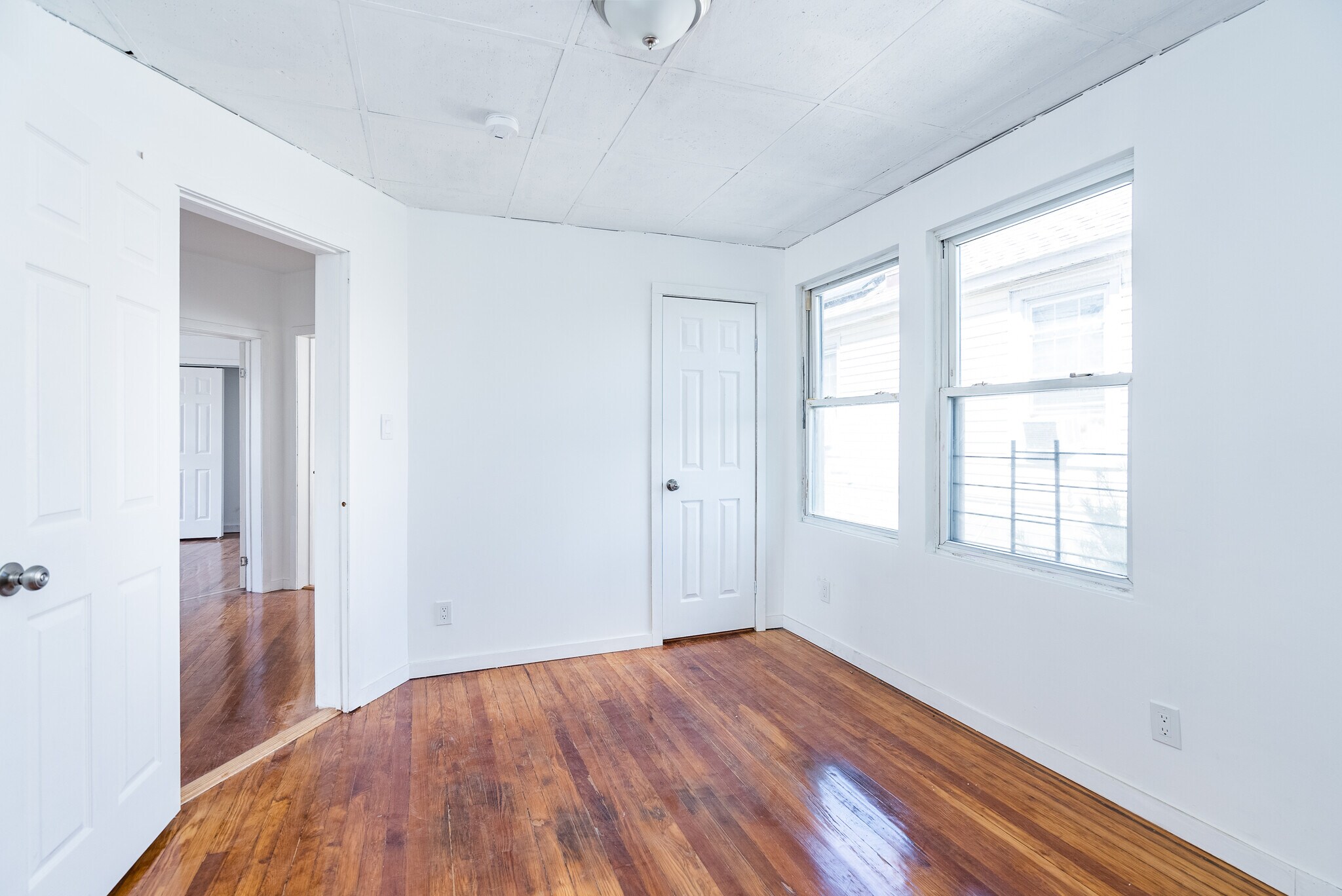 Building Photo - 832 Calhoun Ave