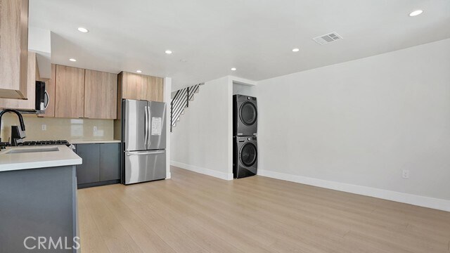 Building Photo - 1215 N Kingsley Dr