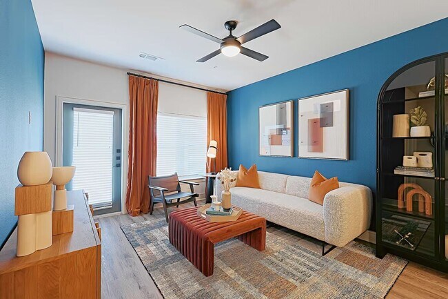 Building Photo - Stylish 2 Bed with Top Amenities!