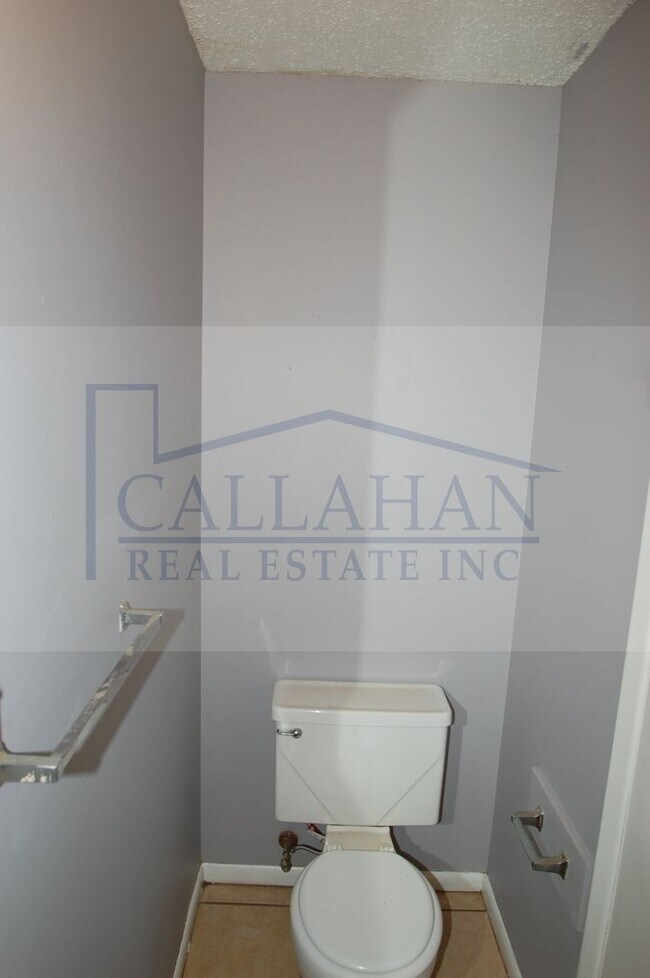Building Photo - 7818 Pinto Trail